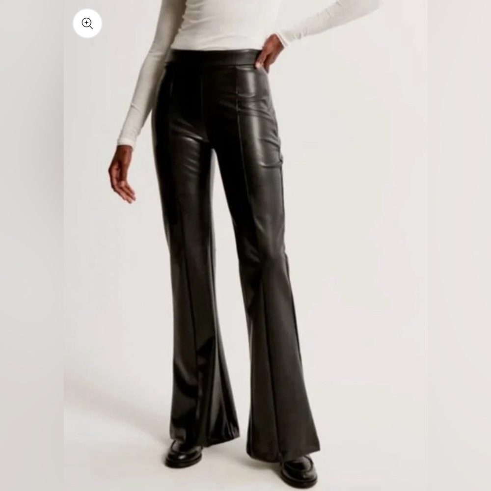 Abercrombie & Fitch Black vegan Leather Flare Pants sz Medium